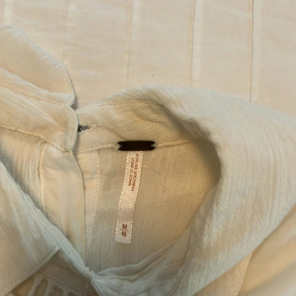 Free People cream eyelet collared tunic top - Picture 7 of 9